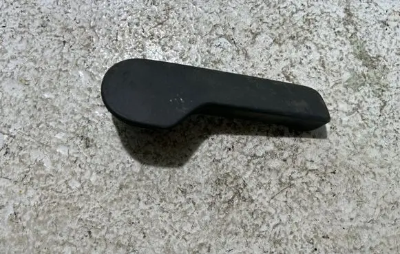 Volkswagen Golf VI Engine bonnet (hood) release handle 1J2823533C