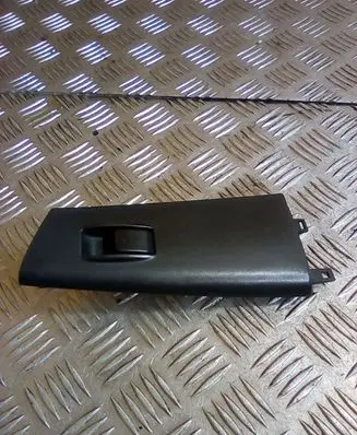 Toyota Corolla E120 E130 Electric window control switch 7423102300 8480102361B0