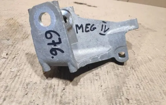 Renault Megane IV Engine mount bracket 113320979R