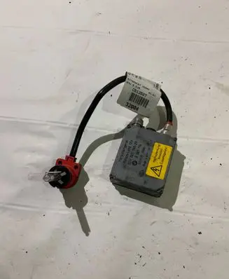 BMW 5 E39 Headlight ballast module Xenon 5DV00776029 8387114