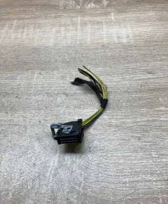 BMW 3 E90 E91 Plug wire 8364646