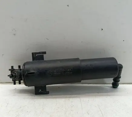 BMW X5 E70 Headlight washer spray nozzle 7173852