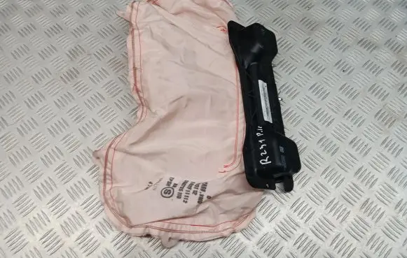 Mercedes-Benz SL R231 Knee airbag A2318600902
