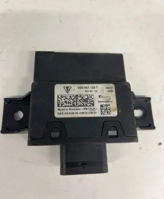 Porsche Macan (95B) Combustion relay 95B907159T