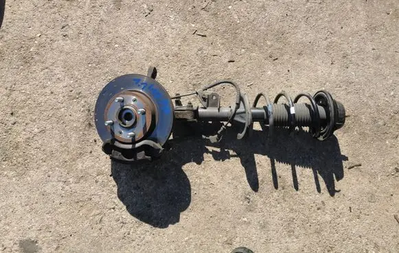 Hyundai i10 Front shock absorber/damper