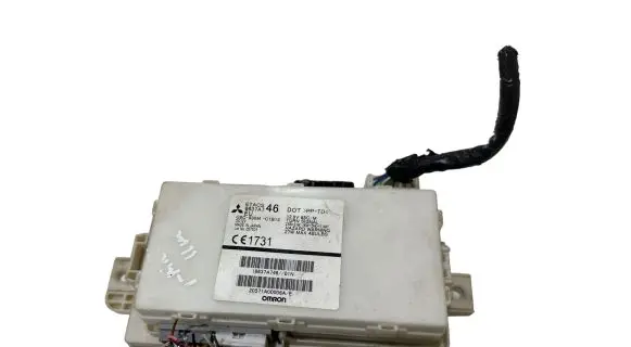 Mitsubishi i-MiEV Fuse module 8637A746 20571A00006A 18637A746