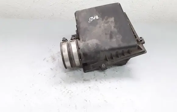 Suzuki SX4 Air filter box cover 8090151