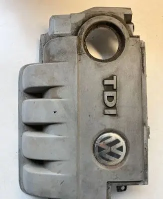 Volkswagen Touran I Engine cover (trim) 03G103967N 03G103967C 03G103967