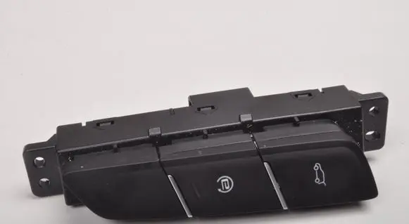 MG HS Tailgate/boot open switch button 10694785