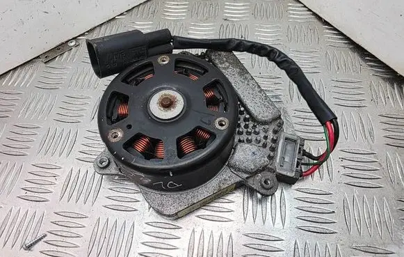 BMW 2 F22 F23 Electric radiator cooling fan 8641947 9300064