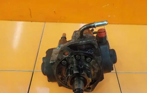 Ford Transit Fuel injection high pressure pump 6C1Q9B395BE