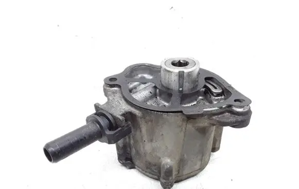 Mercedes-Benz E W212 Vacuum pump A6512300265