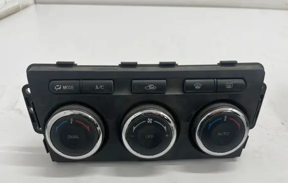 Mazda 6 Climate control unit GDN361190A