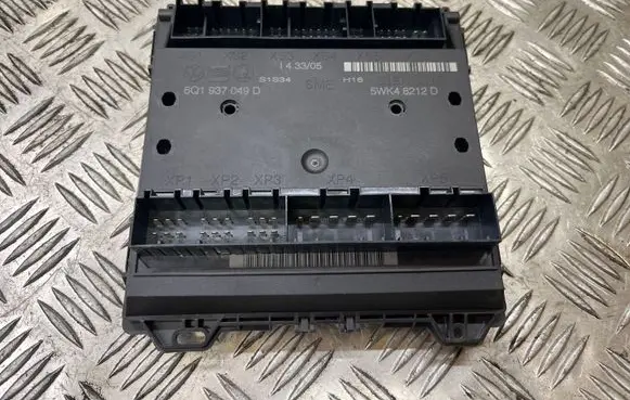 Skoda Fabia Mk1 (6Y) Fuse box set 6Q1938049D