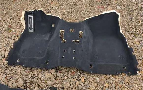BMW 4 G22 G23 G24 G26 Front floor carpet liner 9500359