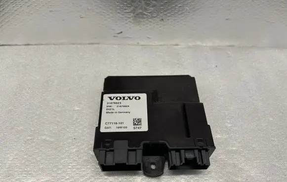 Volvo XC90 Tailgate/trunk control unit/module 31676623