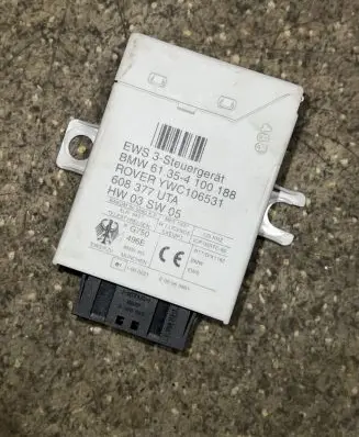 BMW 5 E39 Immobilizer control unit/module 61354100188