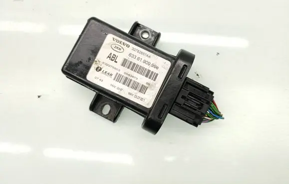 Volvo V70 Light module LCM 30782657AA