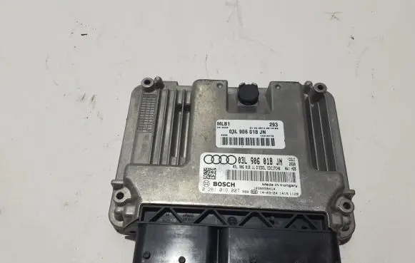 Audi Q5 SQ5 Engine control unit/module 03L906018