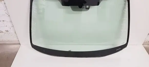 Subaru Outback (BS) Front windscreen/windshield window 