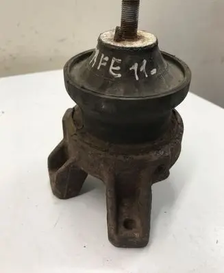 Hyundai Santa Fe Engine mount bracket 219322B000
