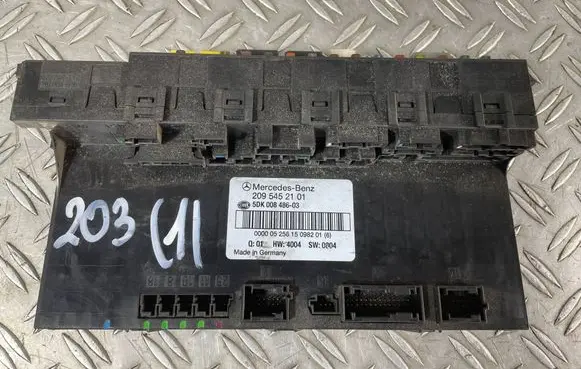 Mercedes-Benz C W203 Fuse module 2095452101