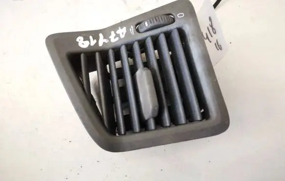 Volvo S60 Dash center air vent grill 3409373