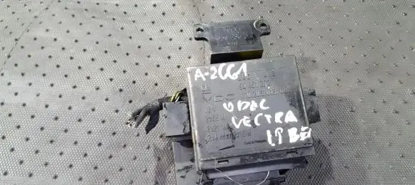 Opel Vectra B Other relay 410203013001 90451202