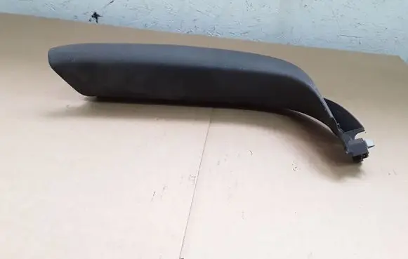 Volkswagen Sharan Tailgate/trunk side cover trim 7N0867703 A077244