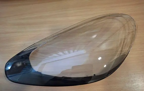 Porsche Cayenne (92A) Headlight lense 