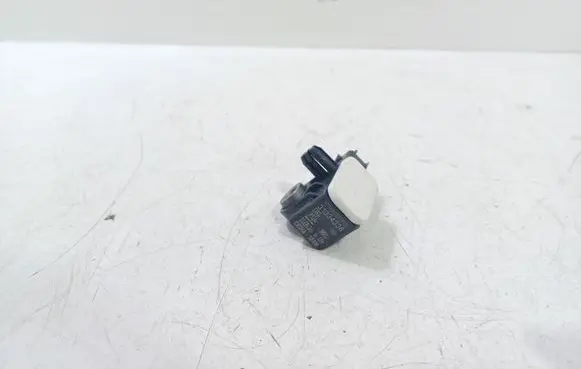Volvo S60 Airbag deployment crash/impact sensor 31334336