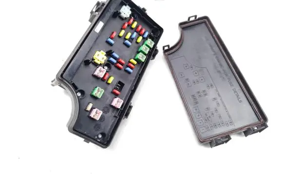 Jeep Compass Fuse module P04692341AD