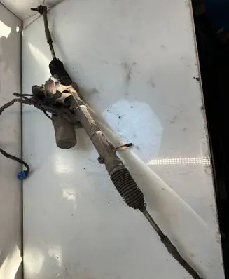 Citroen C3 Steering rack 2433231