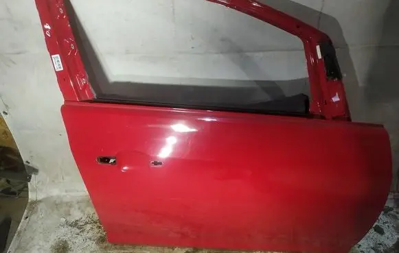 Opel Astra J Front door raudonos