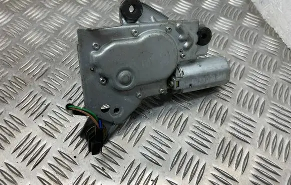Mitsubishi Carisma Rear window wiper motor 0390206517