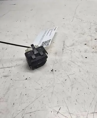 Volkswagen Golf III Electric window control switch 1H4867198
