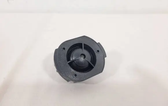 Front door high frequency speaker