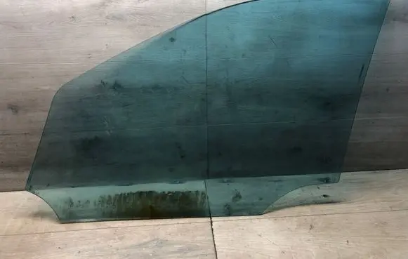 Mercedes-Benz ML W164 Front door window glass four-door M274AS2DOT376 43R000004 A006450