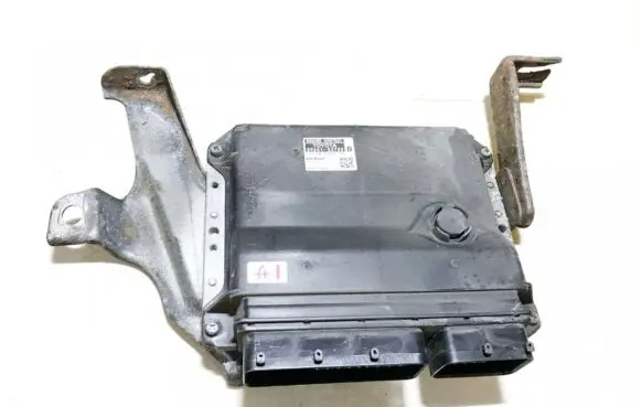Lexus IS 220D-250-350 Engine control unit/module 8966153700 89661-53700