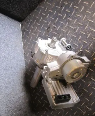 Ford Fiesta Power steering pump C1BC3c529EM