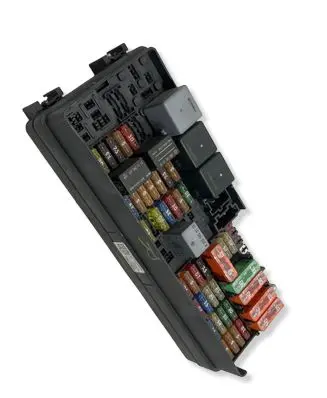 Mercedes-Benz ML W164 Fuse module A1645402372