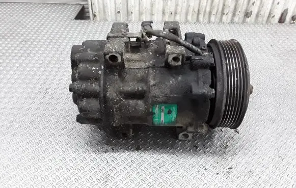 Volvo V50 Air conditioning (A/C) compressor (pump) 3M5H19D629HC