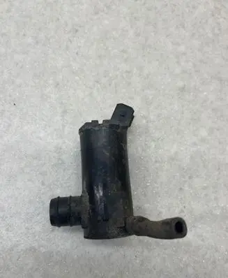 Volvo XC70 Windscreen/windshield washer pump 9169611 0602103950