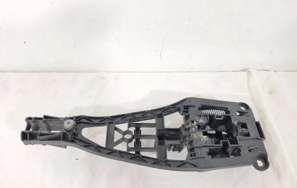 Opel Zafira B Front door exterior handle/bracket 24463523