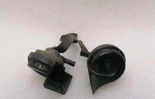 Porsche 911 996 Horn buzzer relay 99663520607