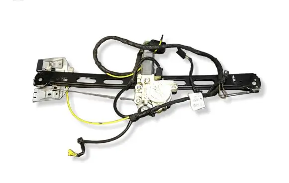 Mercedes-Benz A W168 Front door window regulator motor A1688203842 990583XXX