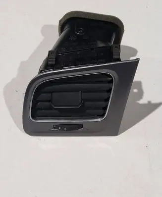 Volkswagen Golf Sportsvan Dashboard side air vent grill/cover trim 5G1819703 5G1819709 5G1819247