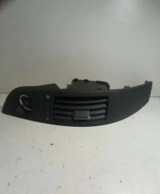 Toyota Corolla Verso AR10 Dash center air vent grill 6556434010