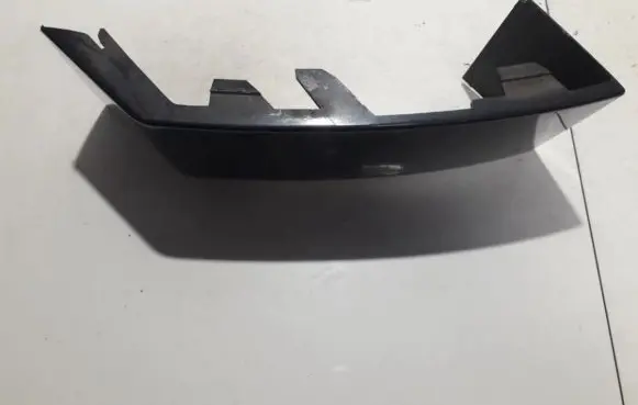Volvo XC90 Rear/tail light trim molding 8620819