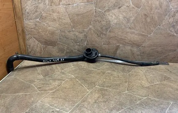 Mercedes-Benz E W212 Engine coolant pipe/hose A2128300696